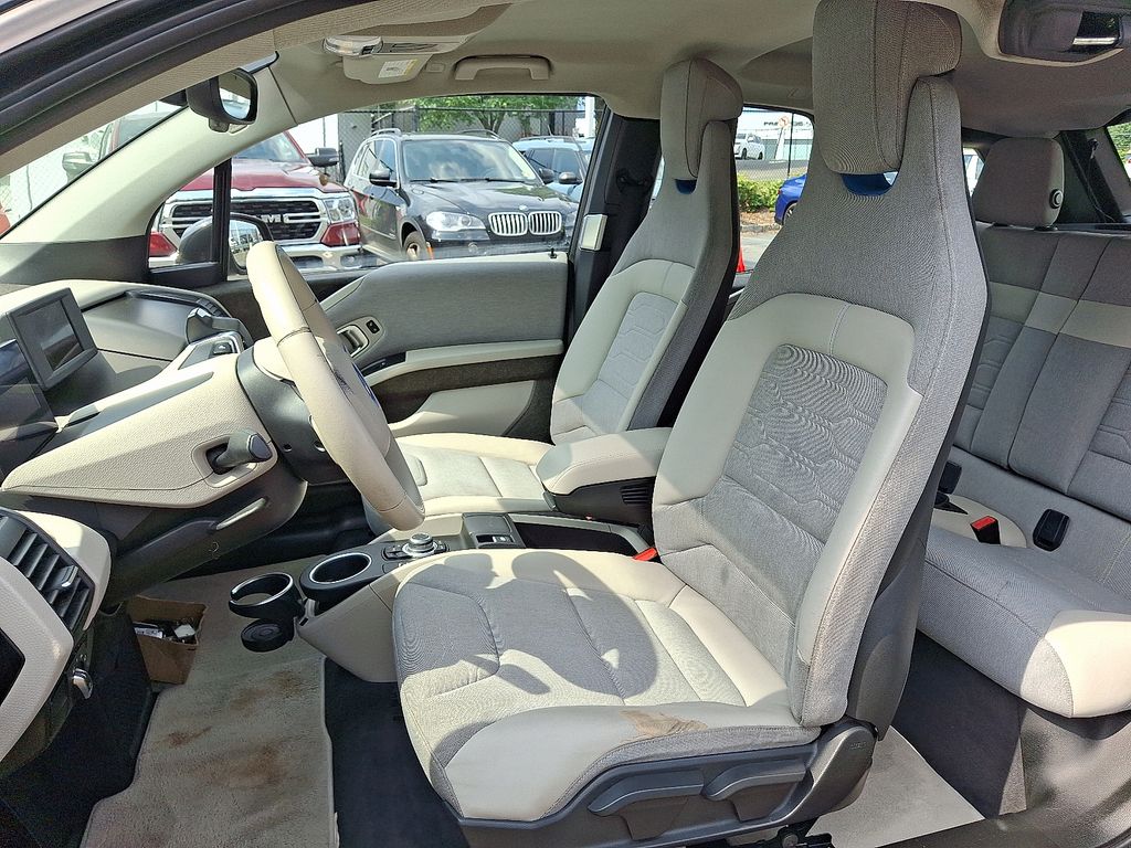 Thumbnail: 2014 BMW i3 - 14