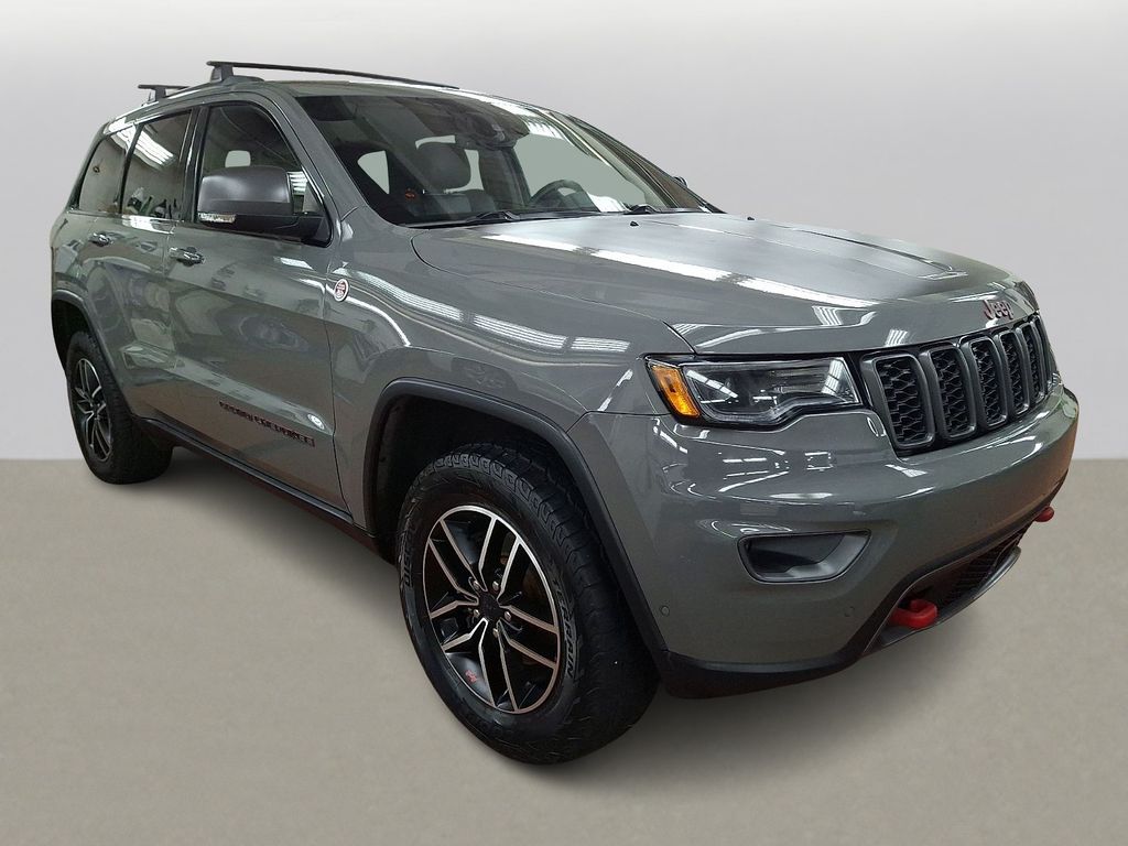 Thumbnail: 2020 Jeep Grand Cherokee - 3