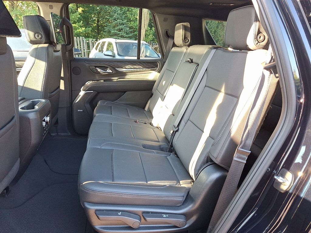 Thumbnail: 2023 GMC Yukon - 7