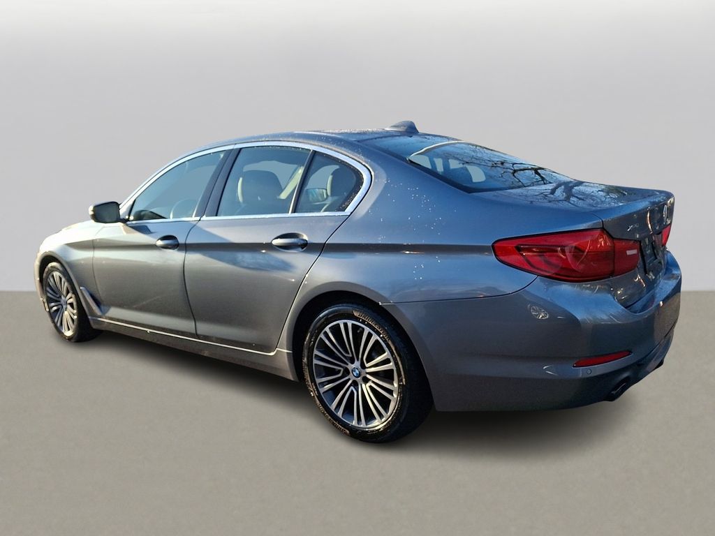 Thumbnail: 2019 BMW 5 Series - 4