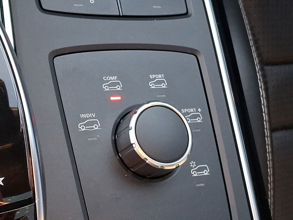 Thumbnail: 2019 Mercedes-Benz GL-Class - 21