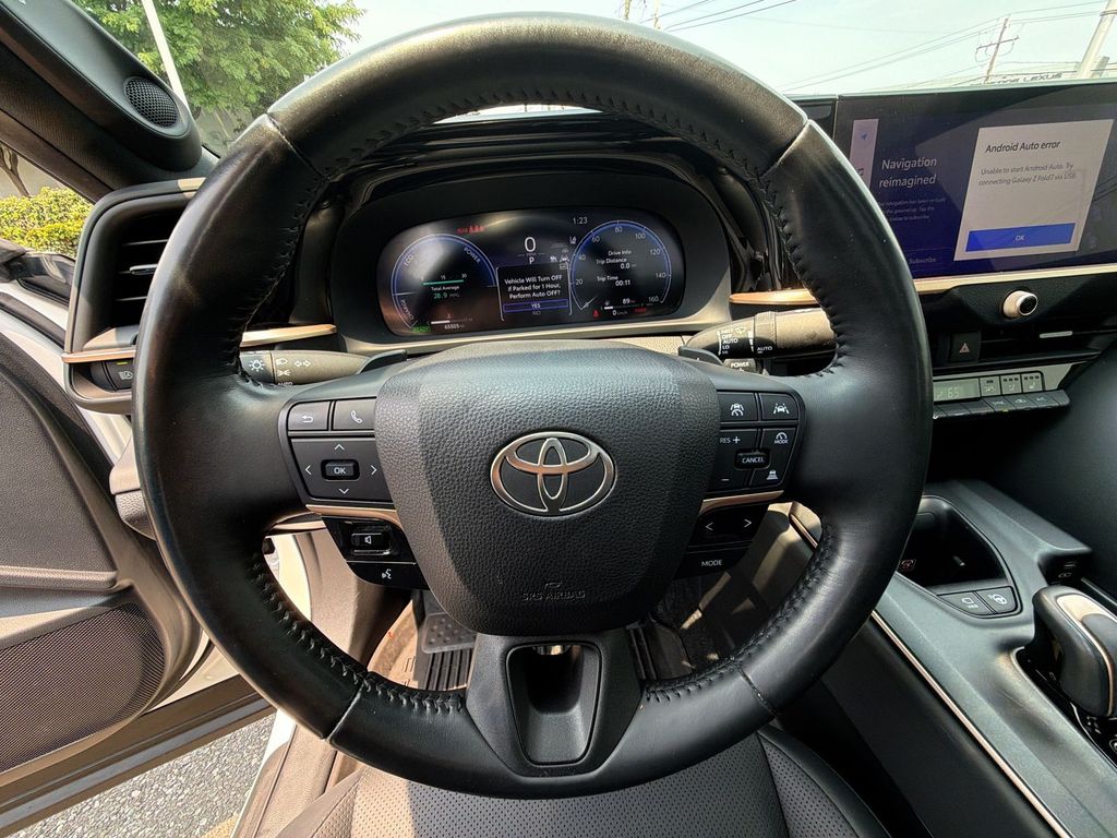 Thumbnail: 2023 Toyota Crown - 23