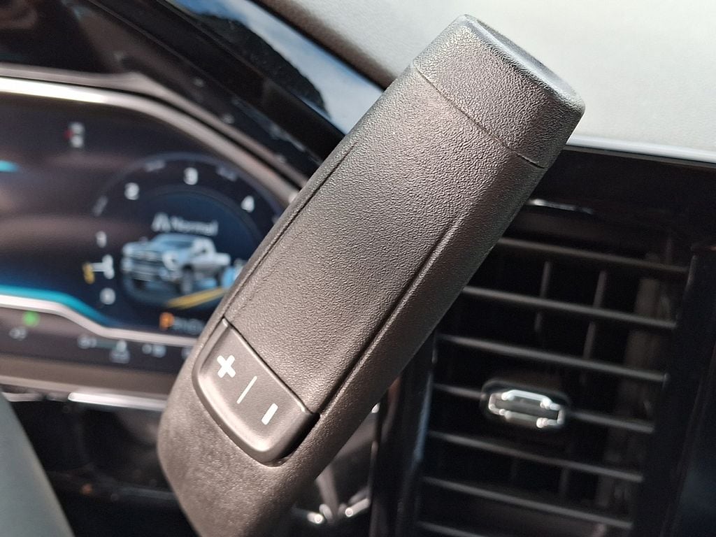 Thumbnail: 2024 Chevrolet Silverado 2500 - 13