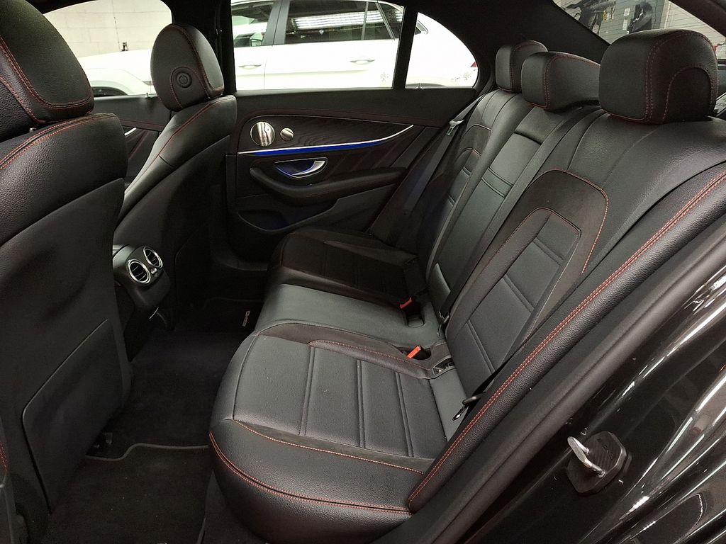 Thumbnail: 2022 Mercedes-Benz E-Class - 7