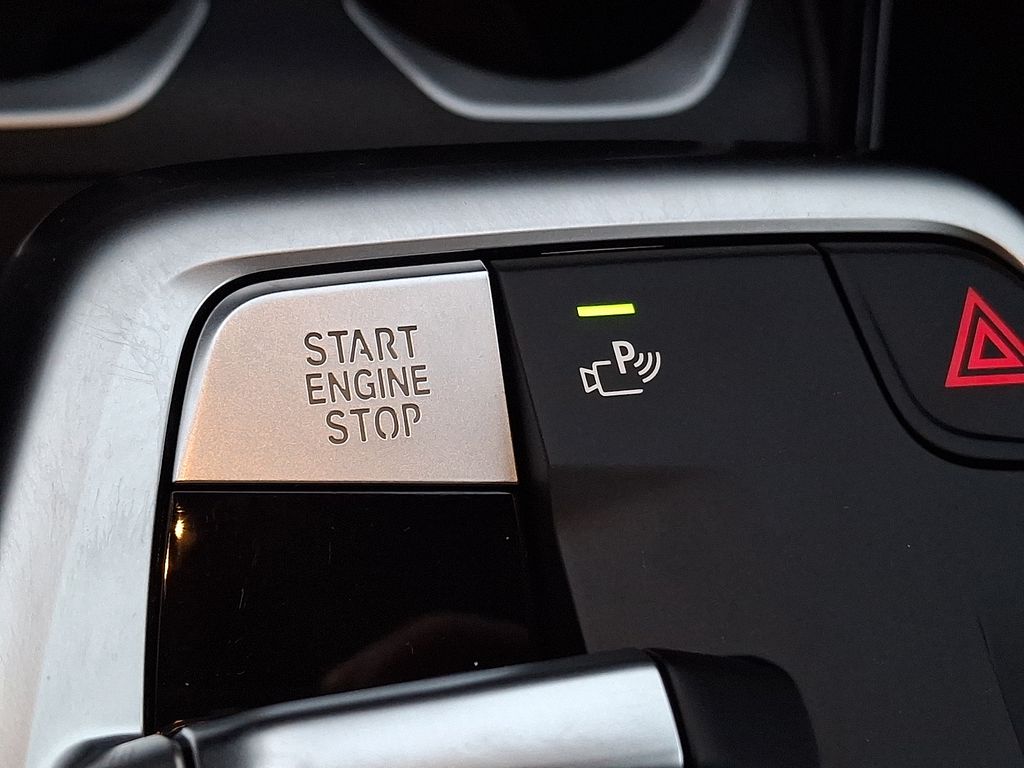 Thumbnail: 2025 BMW X2 - 19