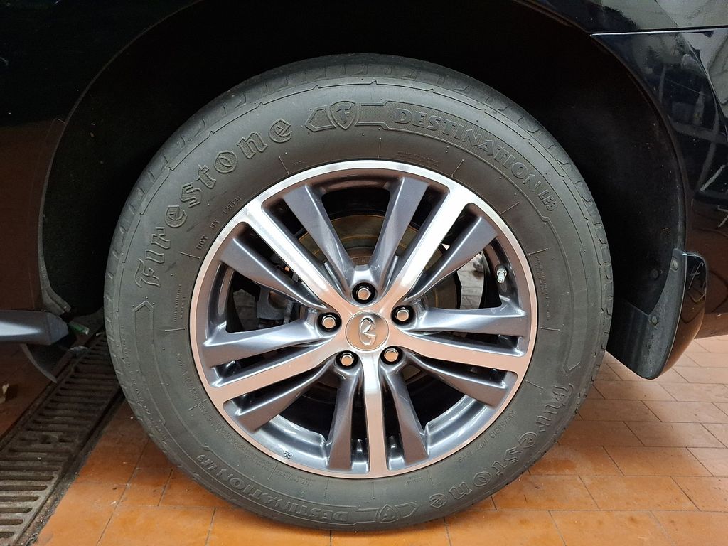 Thumbnail: 2017 INFINITI QX60 - 6