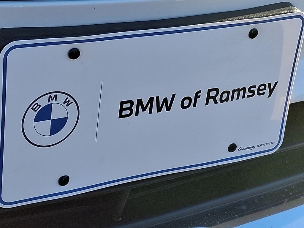 Thumbnail: 2022 Mercedes-Benz C-Class - 30