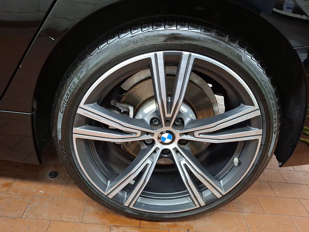 Thumbnail: 2023 BMW 3 Series - 6