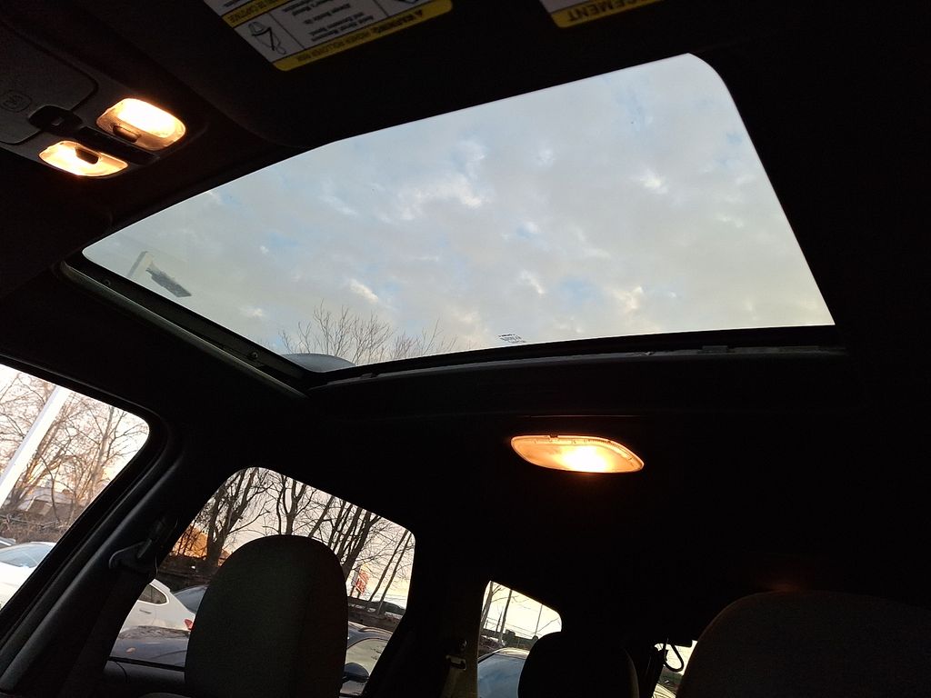 Thumbnail: 2012 Ford Escape - 14