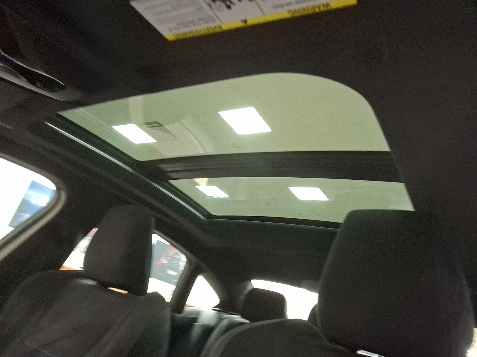 Thumbnail: 2025 BMW 2 Series - 12