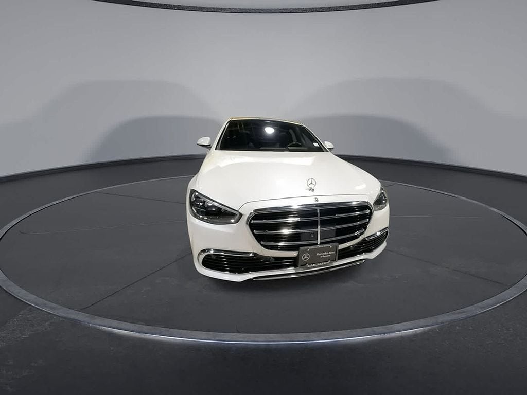 Thumbnail: 2021 Mercedes-Benz S-Class - 4