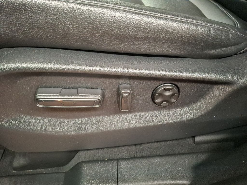 Thumbnail: 2023 Honda Odyssey - 11