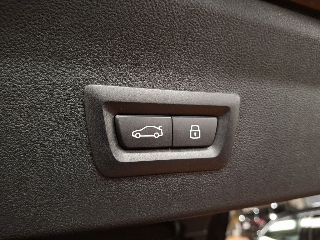 Thumbnail: 2025 BMW X4 - 26