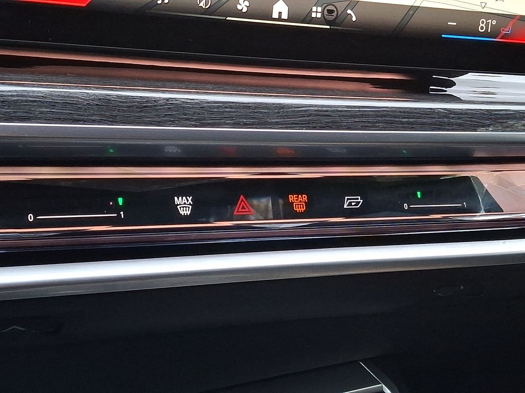 Thumbnail: 2023 BMW 7 Series - 12