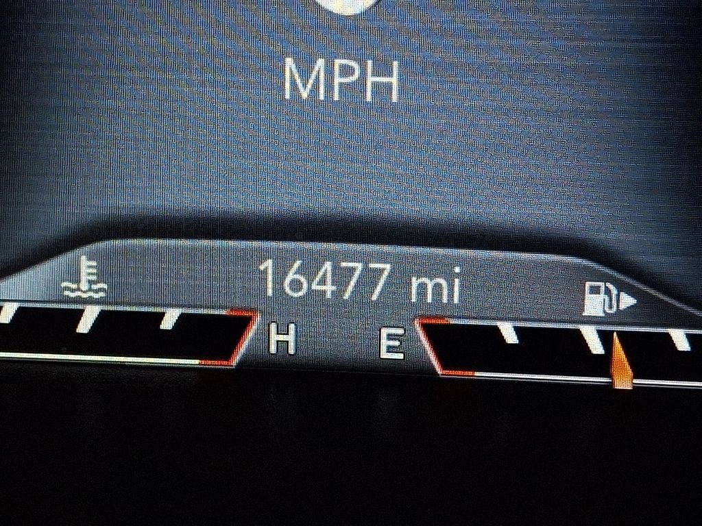 Thumbnail: 2021 Jeep Cherokee - 16