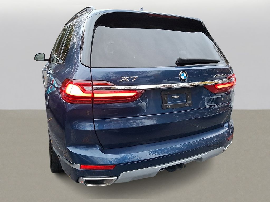 Thumbnail: 2021 BMW X7 - 4
