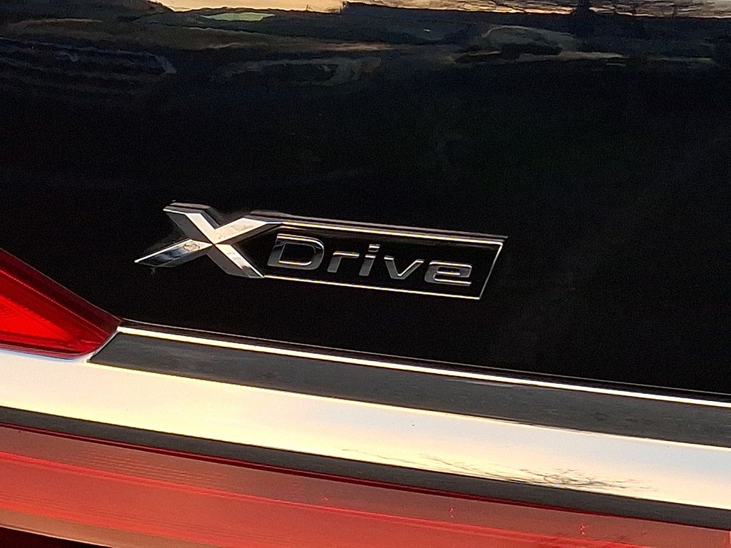 Thumbnail: 2019 BMW 7 Series - 29