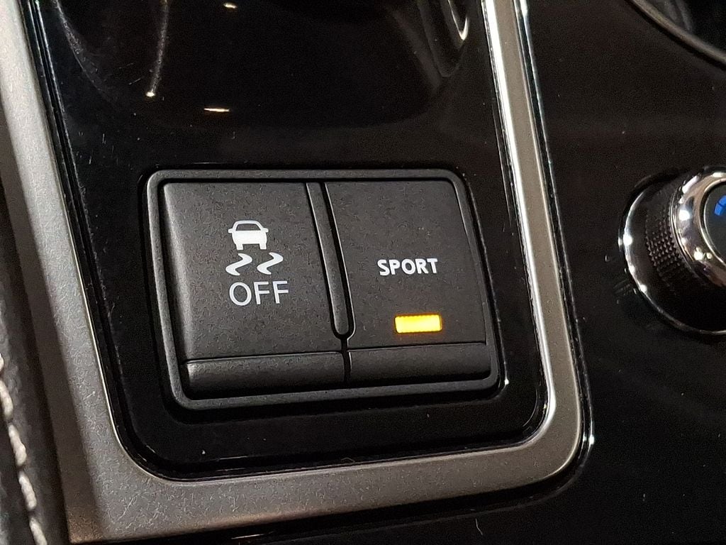 Thumbnail: 2023 Nissan Maxima - 20