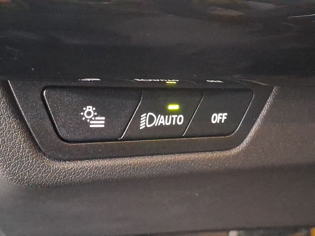 Thumbnail: 2025 BMW X2 - 21