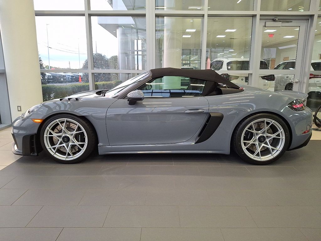 Thumbnail: 2025 Porsche  - 7