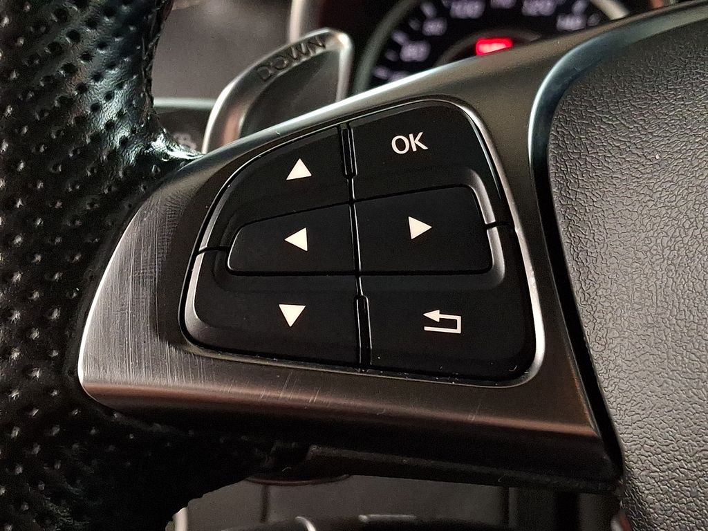 Thumbnail: 2019 Mercedes-Benz GL-Class - 18