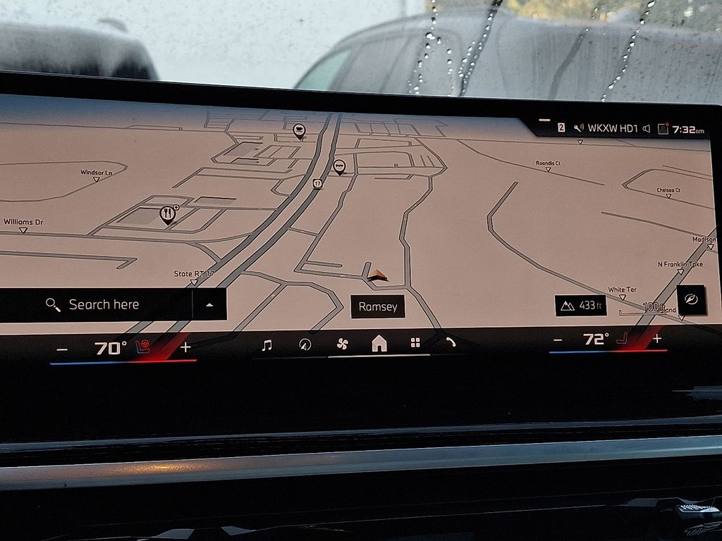 Thumbnail: 2025 BMW X5 - 13