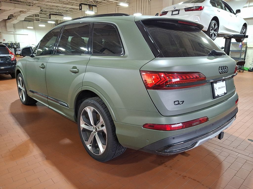Thumbnail: 2021 Audi Q7 - 6