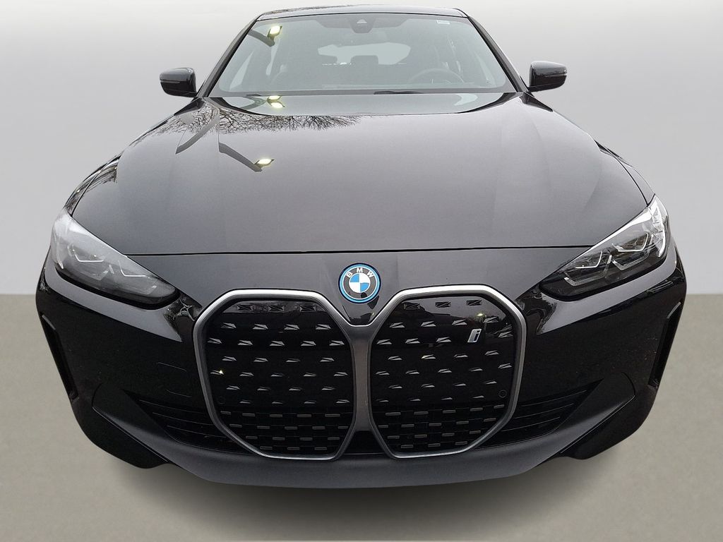 Thumbnail: 2024 BMW i4 - 2