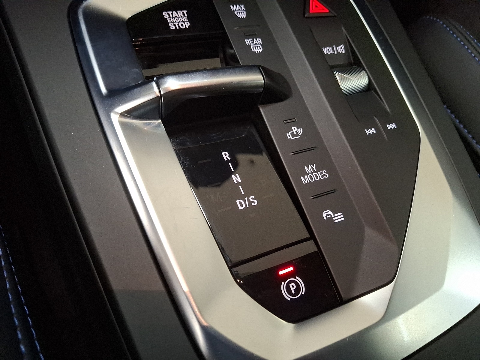 Thumbnail: 2025 BMW 2 Series - 13