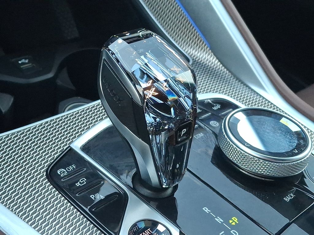 Thumbnail: 2022 BMW X6 - 11