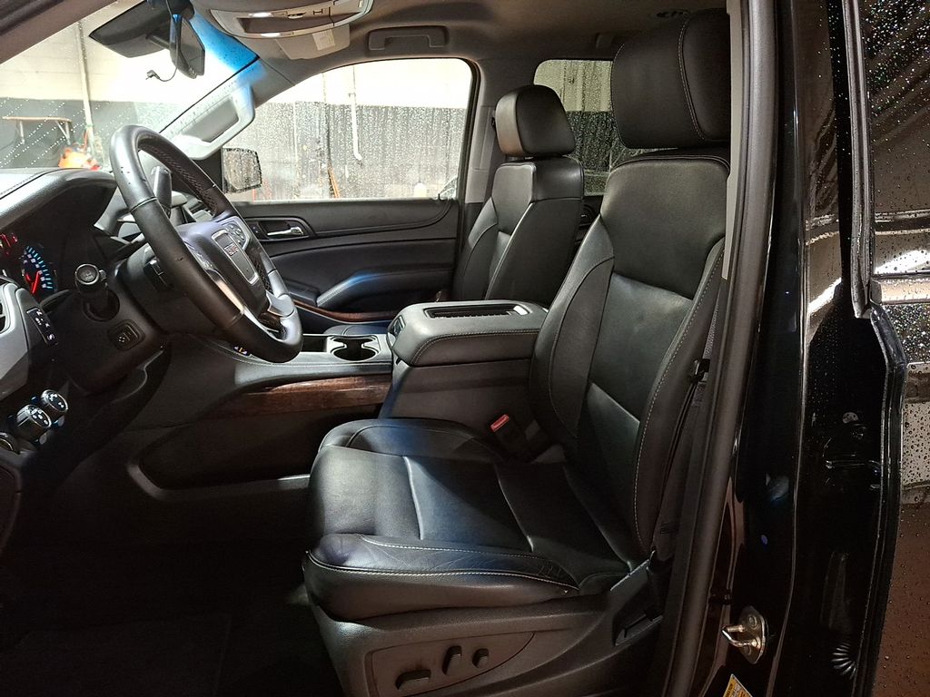 Thumbnail: 2017 GMC Yukon - 11