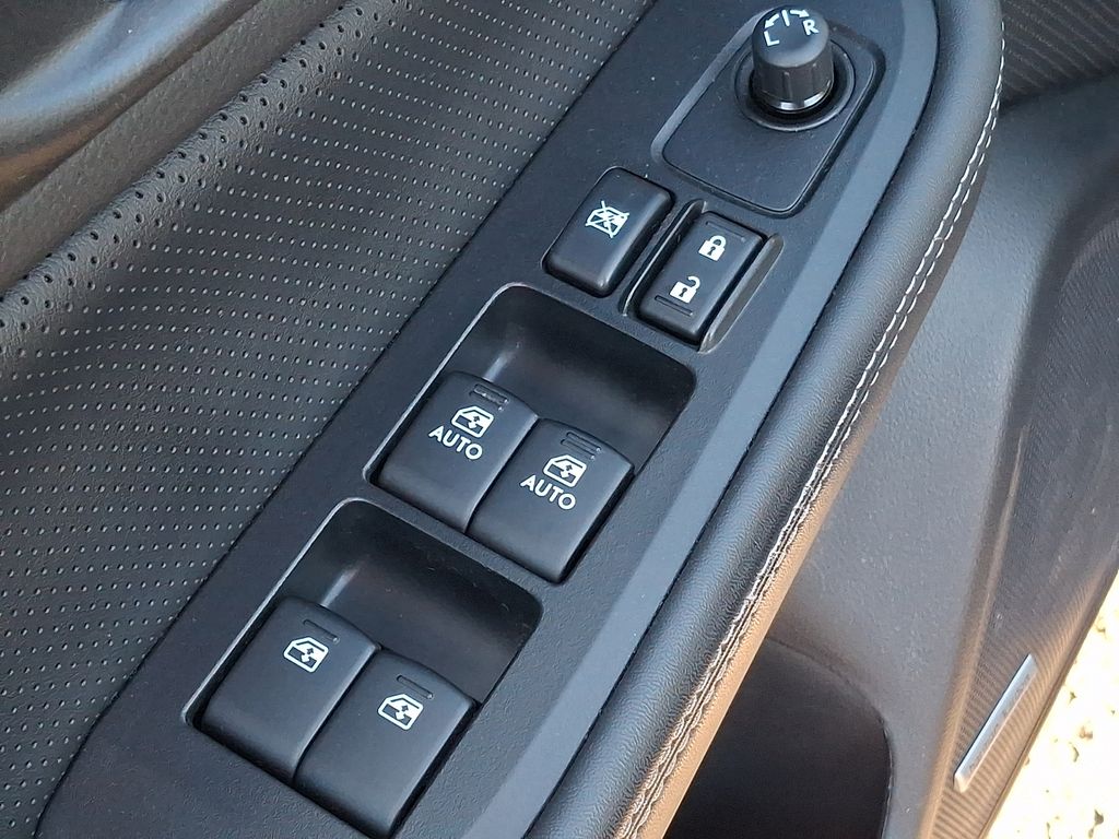 Thumbnail: 2015 Subaru Legacy - 25