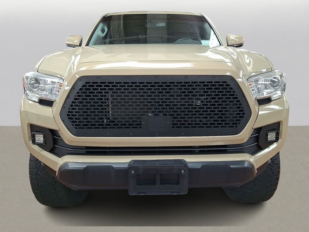2019 Toyota Tacoma  2