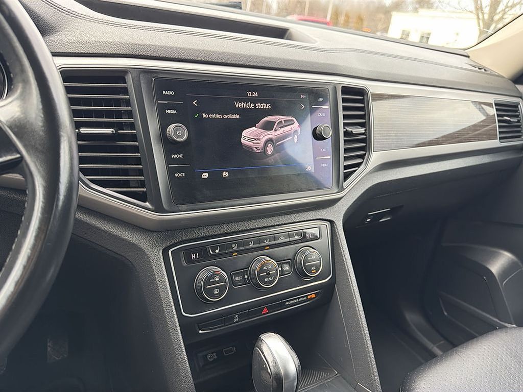 Thumbnail: 2019 Volkswagen Atlas - 24