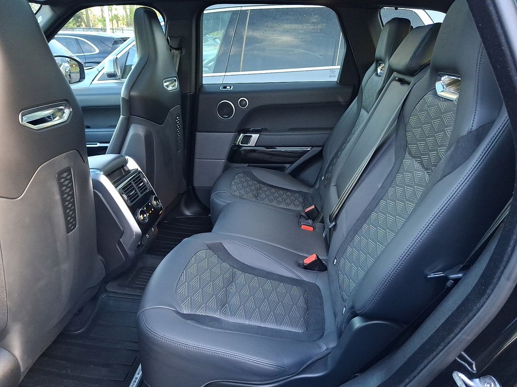 Thumbnail: 2022 Land Rover Range Rover Sport - 7