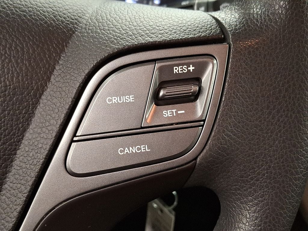 Thumbnail: 2017 Hyundai Santa Fe - 18