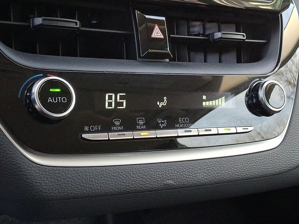 Thumbnail: 2022 Toyota Corolla - 13