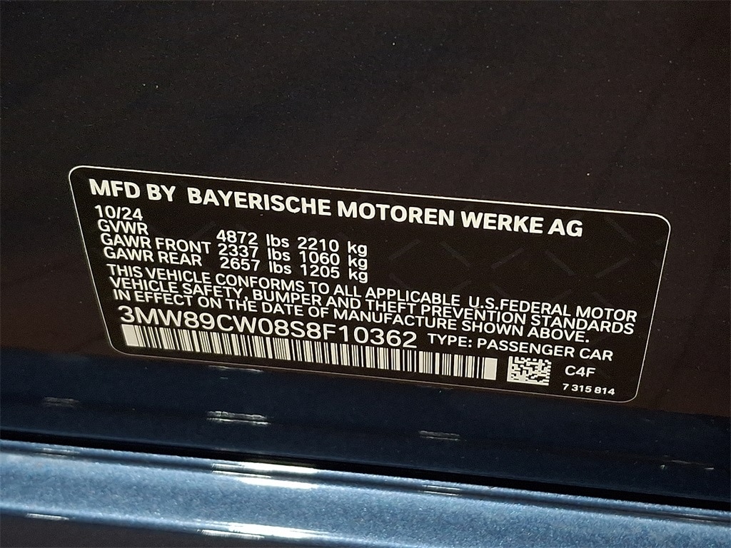 Thumbnail: 2025 BMW 3 Series - 25