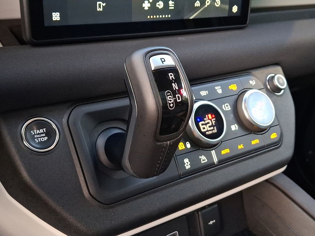 Thumbnail: 2023 Land Rover Defender - 13