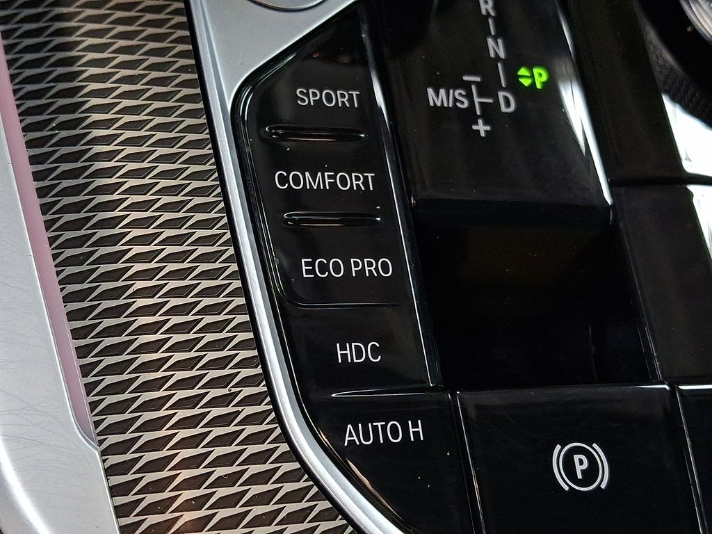 Thumbnail: 2023 BMW X5 - 21