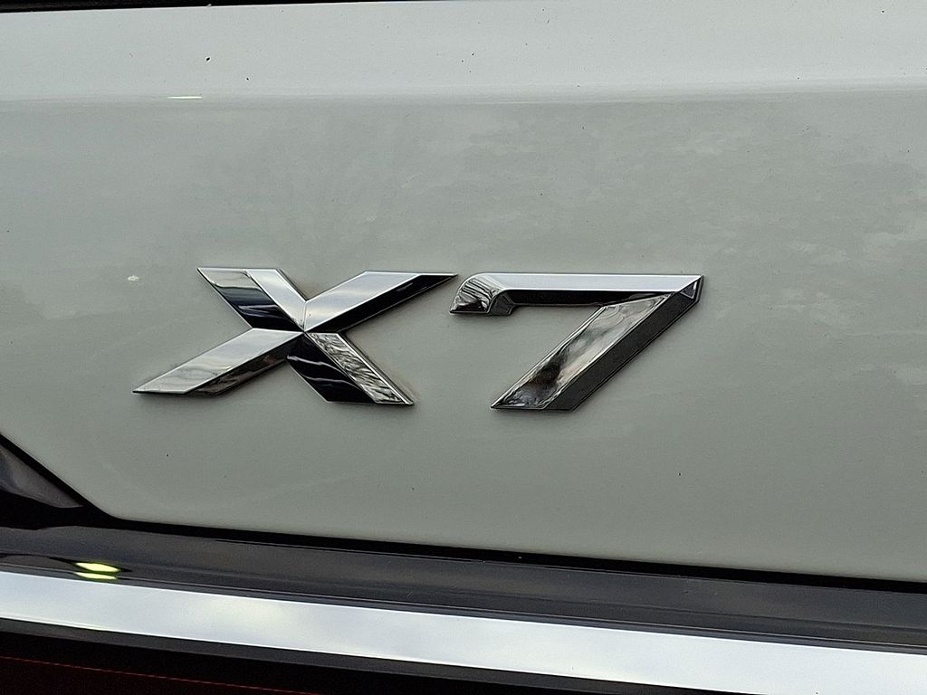 Thumbnail: 2024 BMW X7 - 30