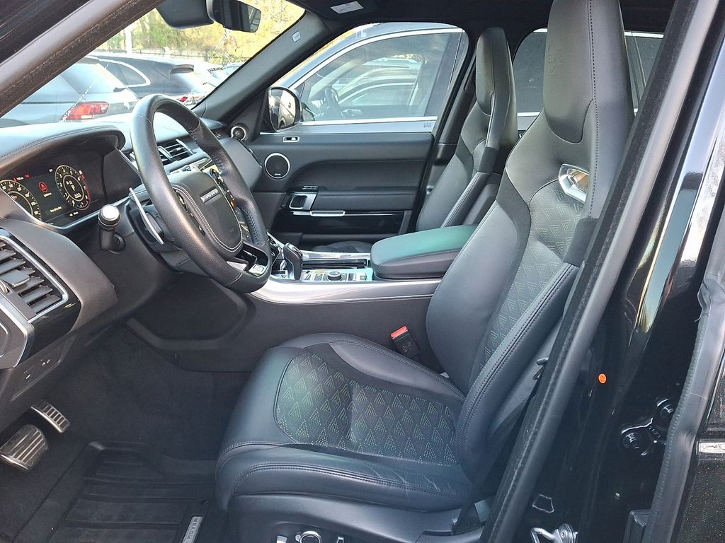 Thumbnail: 2022 Land Rover Range Rover Sport - 9