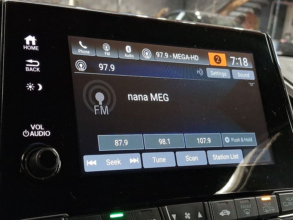 Thumbnail: 2023 Honda Odyssey - 16