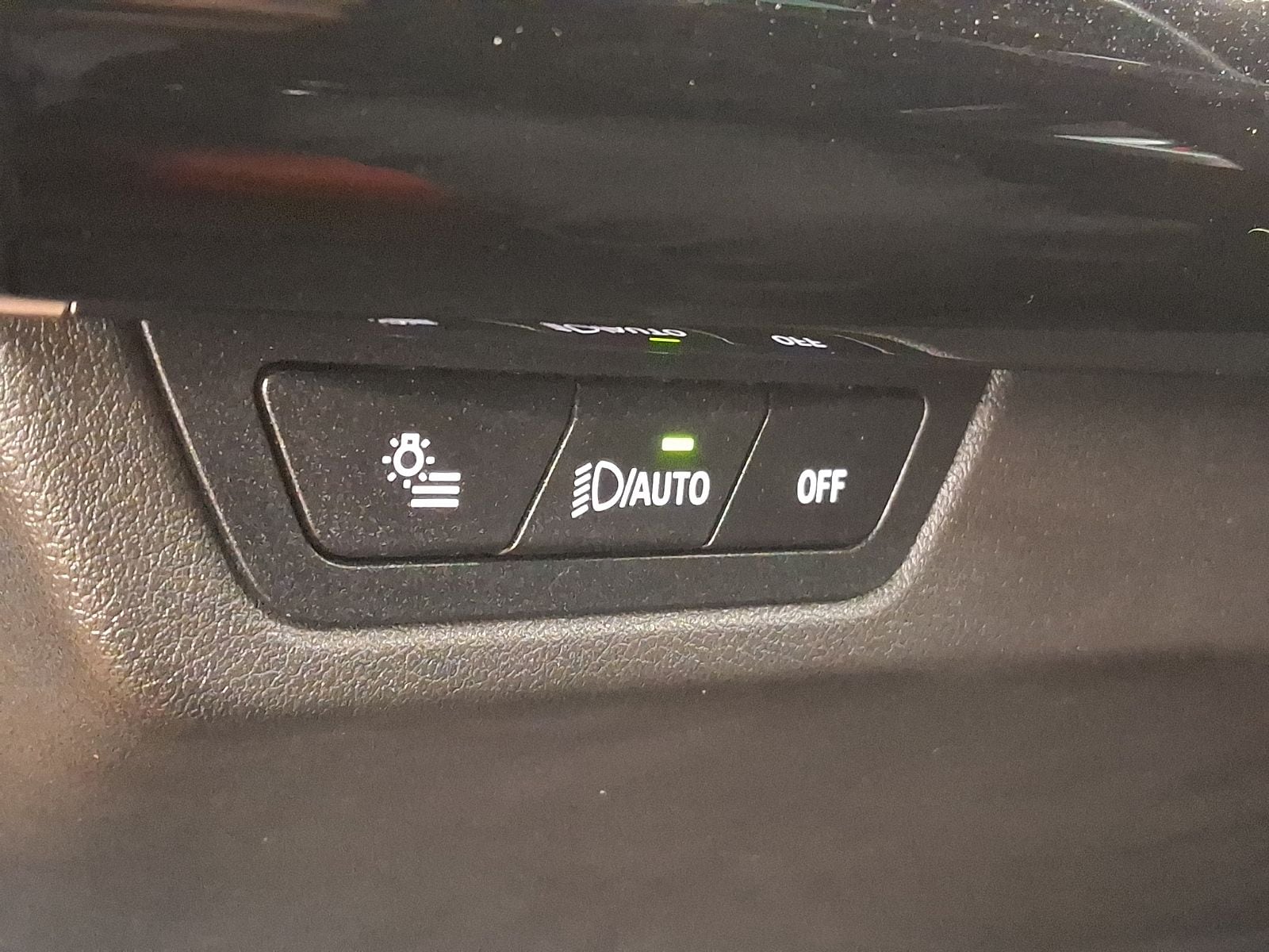 Thumbnail: 2025 BMW X1 - 23