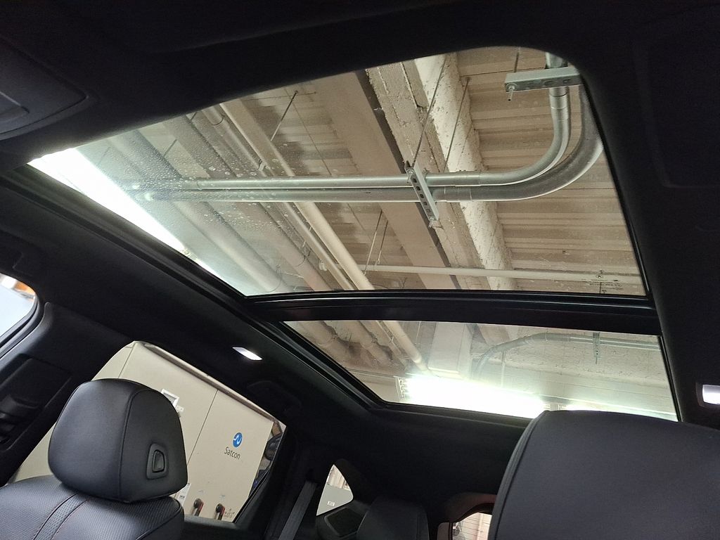 Thumbnail: 2025 Acura RDX - 12