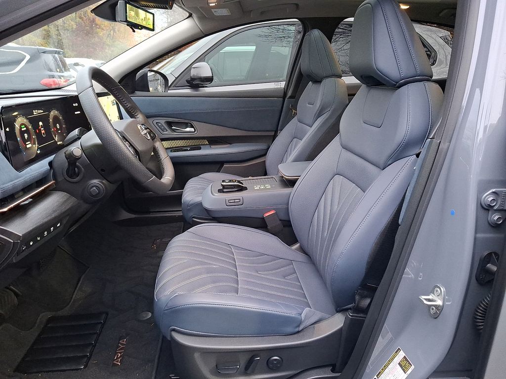 Thumbnail: 2023 Nissan Ariya - 9