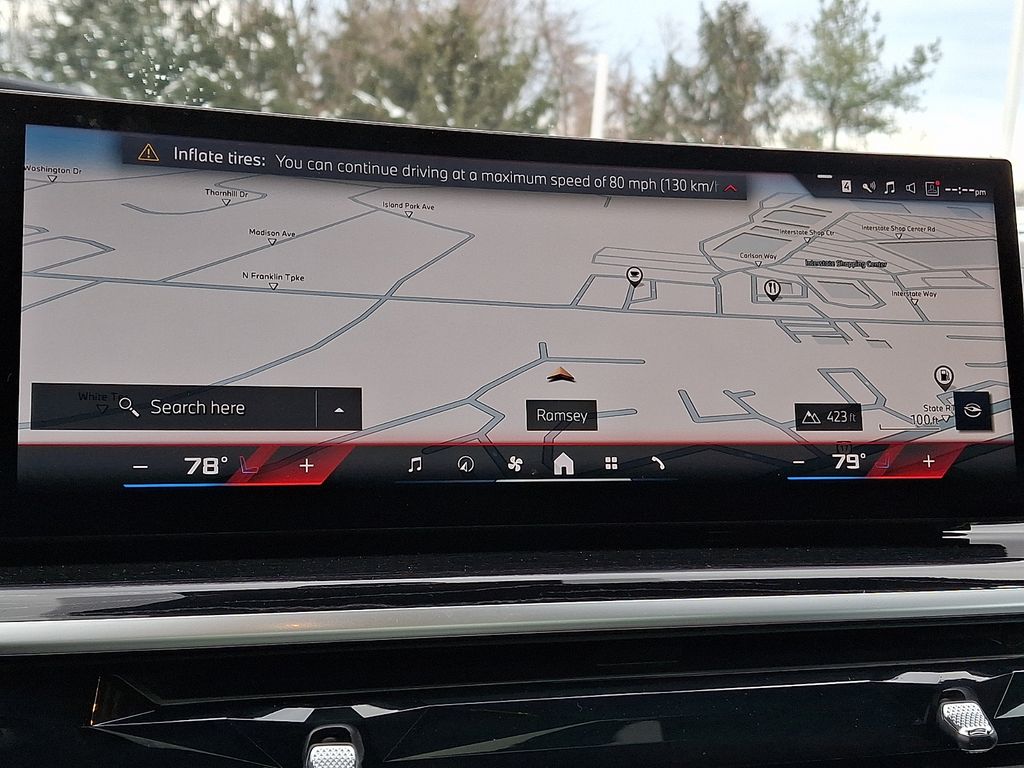 Thumbnail: 2025 BMW X6 - 15