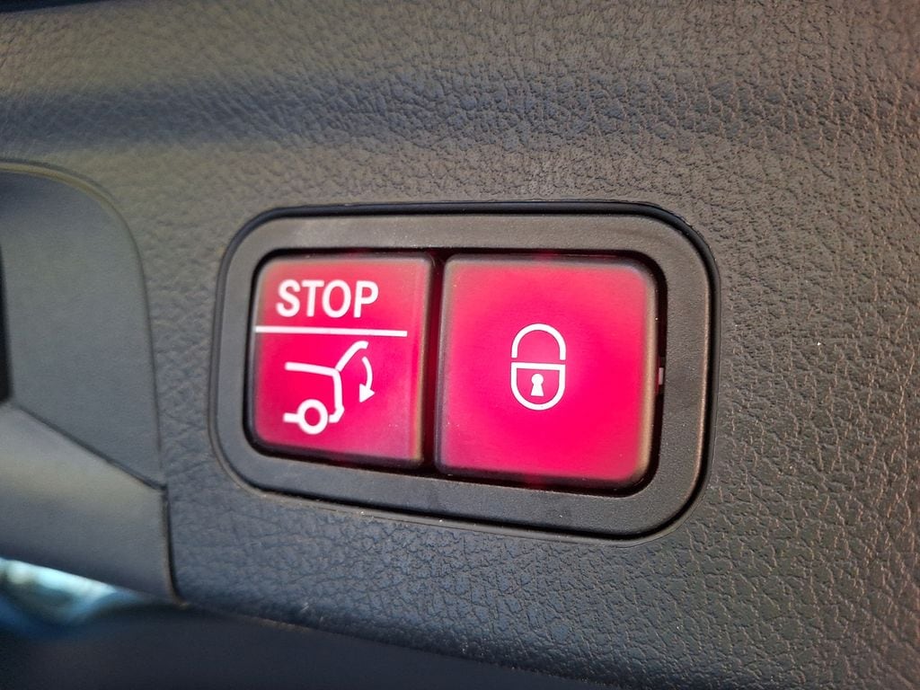 Thumbnail: 2022 Mercedes-Benz GLE - 27