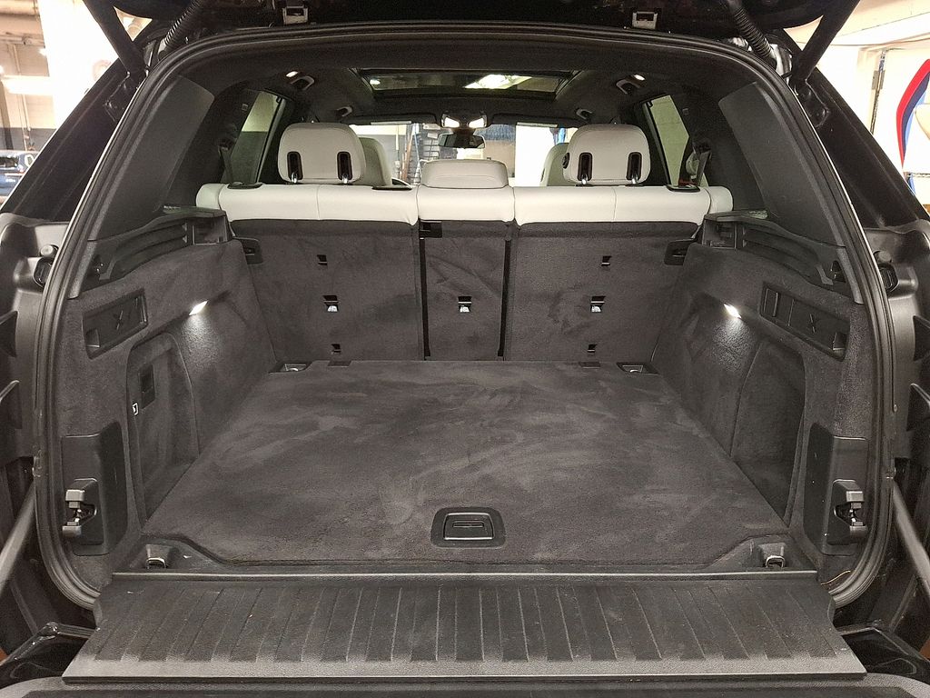 Thumbnail: 2023 BMW X5 - 24