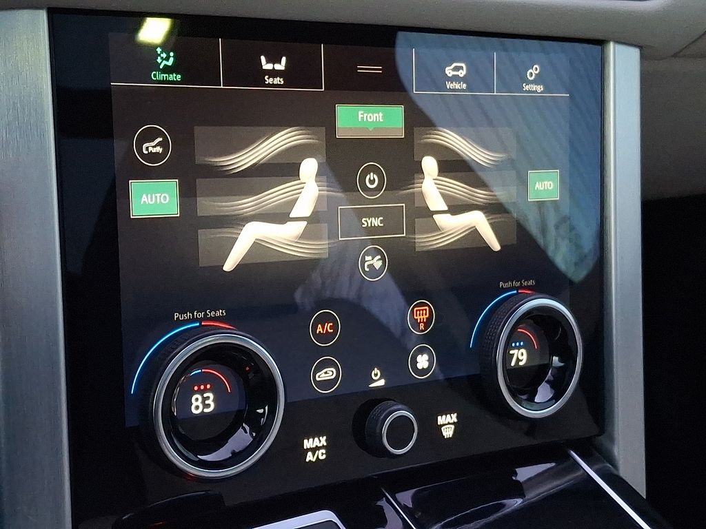 Thumbnail: 2022 Land Rover Range Rover - 11